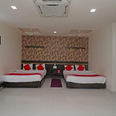 Oyo 29012 Gayatri Palace Otel Durg Dış mekan fotoğraf