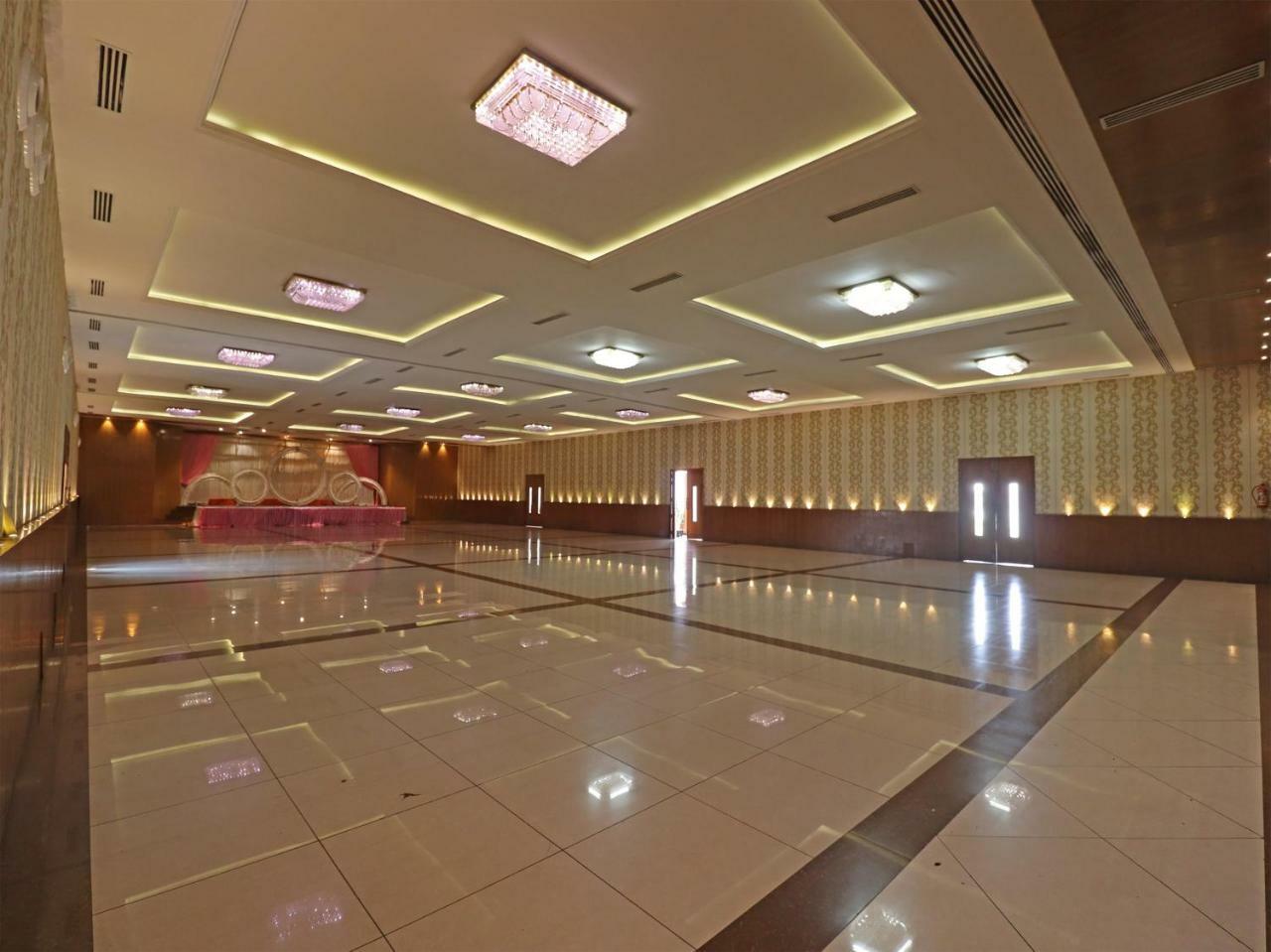 Oyo 29012 Gayatri Palace Otel Durg Dış mekan fotoğraf