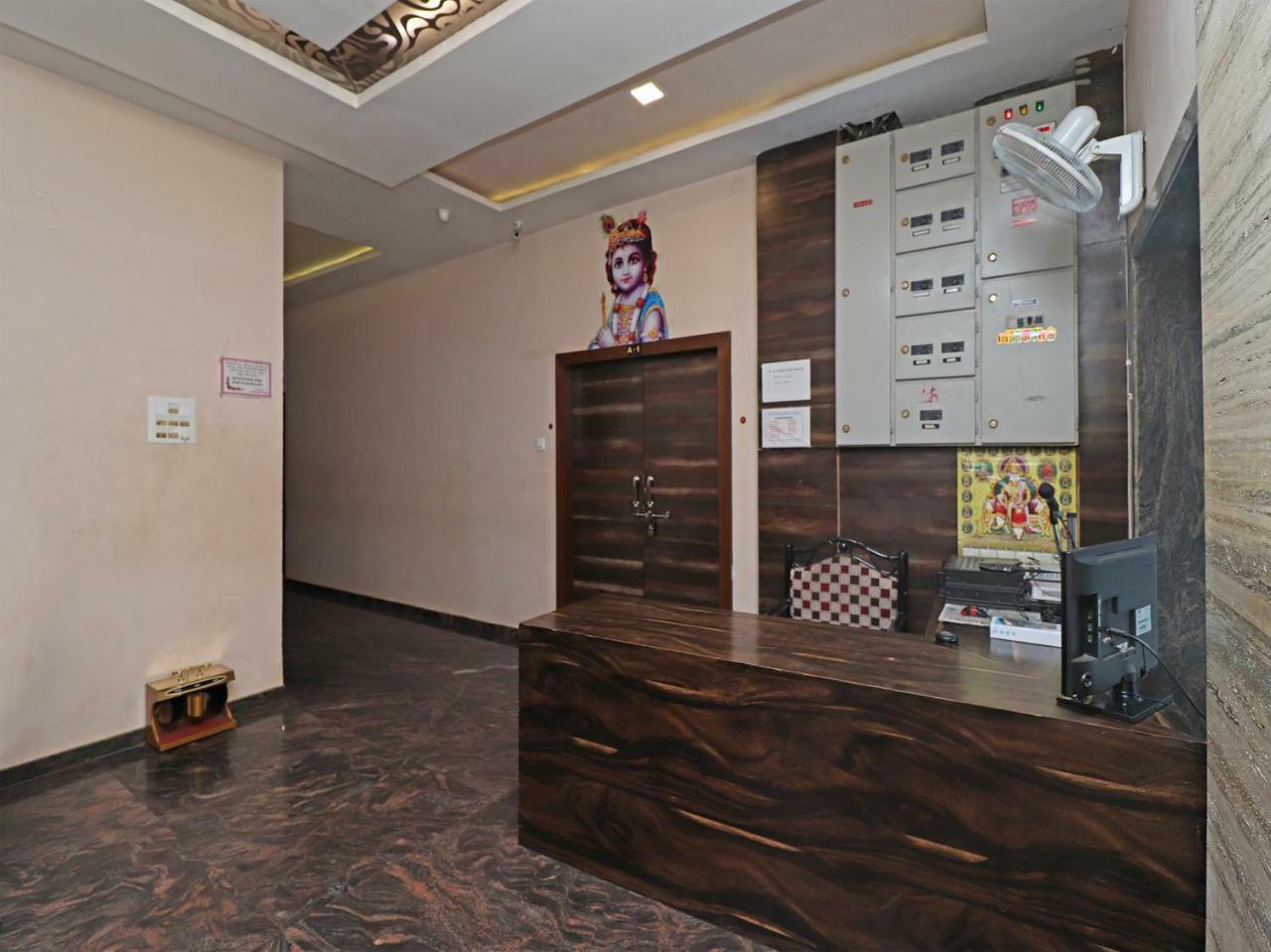 Oyo 29012 Gayatri Palace Otel Durg Dış mekan fotoğraf