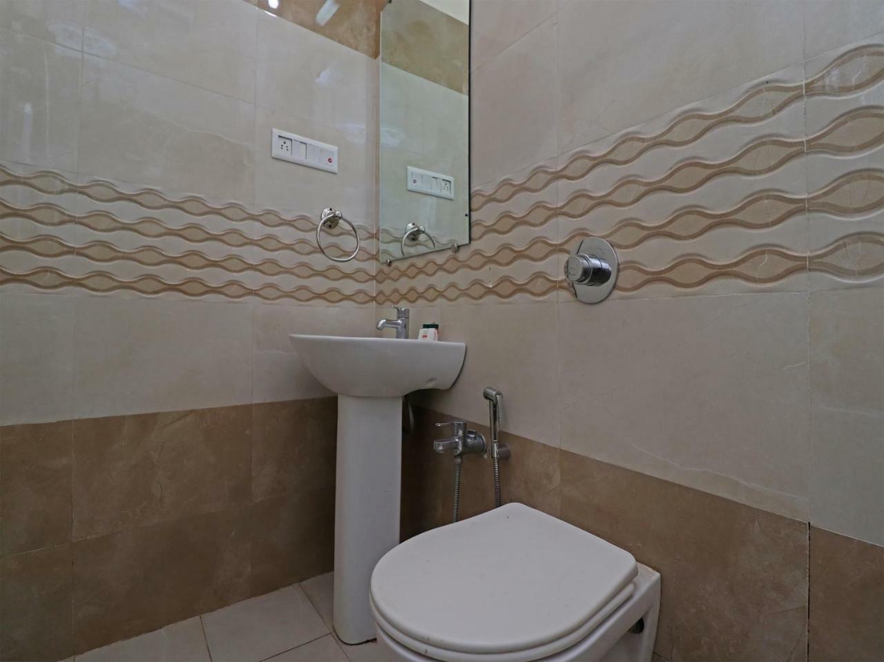 Oyo 29012 Gayatri Palace Otel Durg Dış mekan fotoğraf